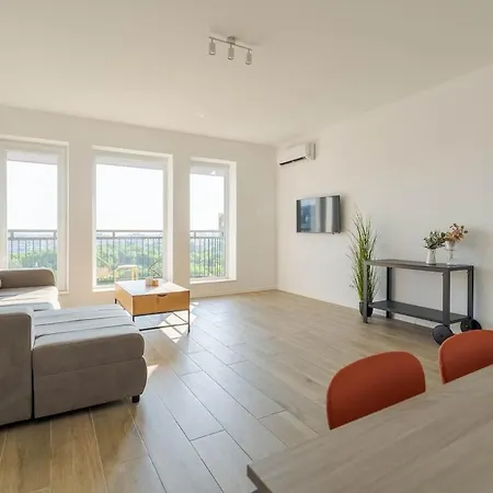 Appartamento Downtown W Parkview&balcony Vol 1 Bucarest