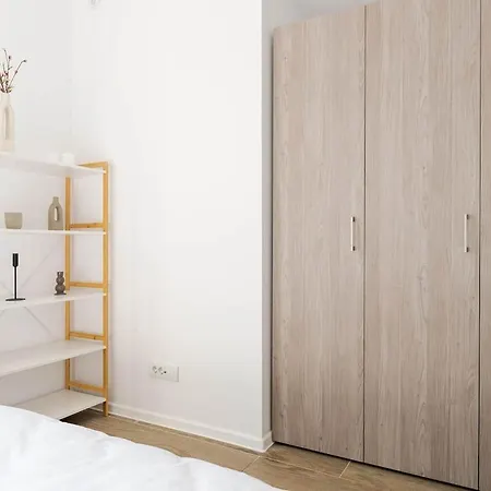 Downtown W Parkview&balcony Vol 1 Bükreş