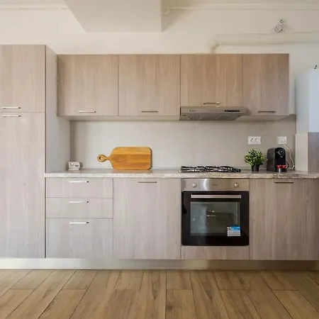 Appartamento Downtown W Parkview&balcony Vol 1