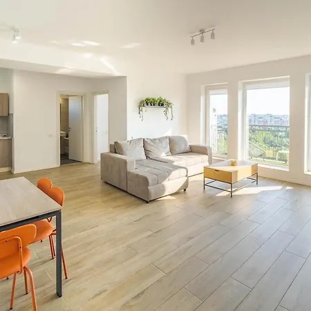 Appartamento Downtown W Parkview&balcony Vol 1 *